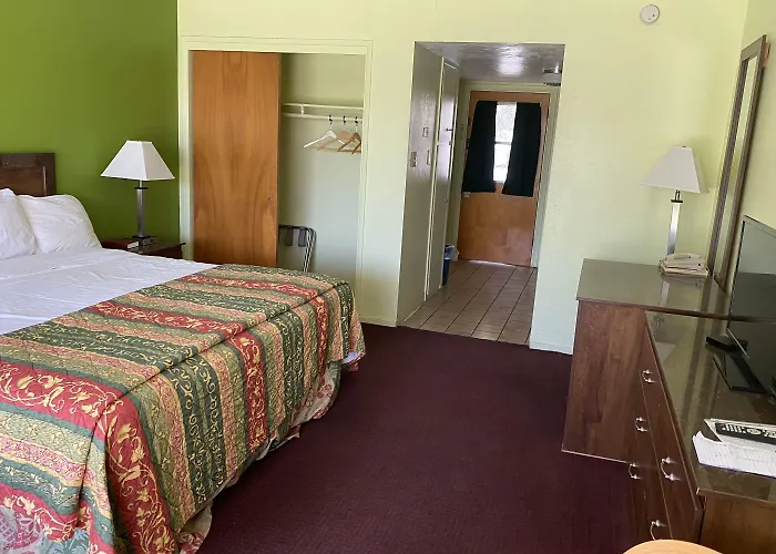 Oyo Az Desert Grove Hotel Yuma