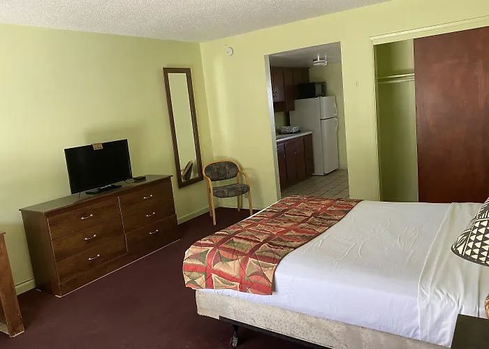 Oyo Az Desert Grove Hotel